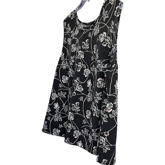 MAGGIE BARNES ROUND NECK SLEEVELESS BLOUSE, WOMENS, 28W-BLACK W/PINK BLUE FLORAL - Picture 3 of 9